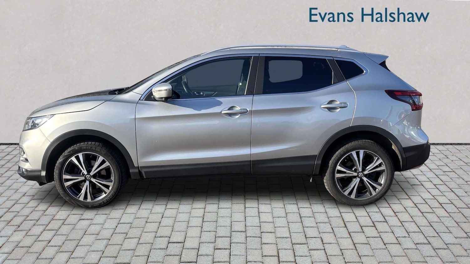 Used Nissan Qashqai 2018 for sale - 77942868: Photo 4