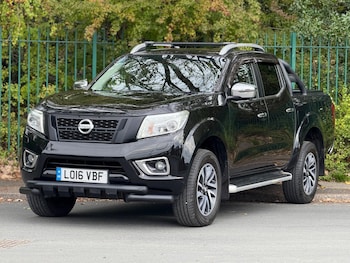 Used Nissan Navara 2016 for sale - 76359854: Photo