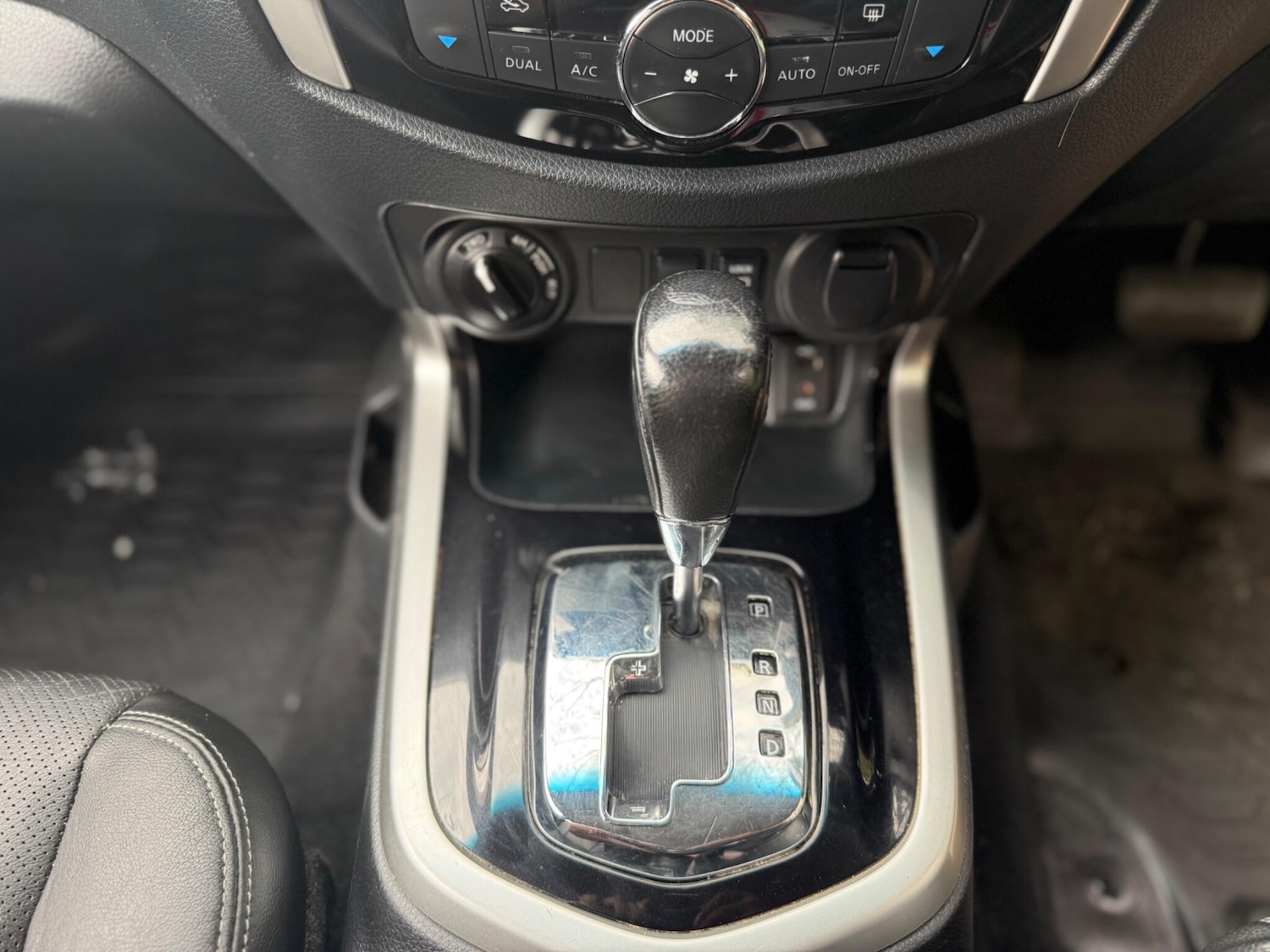 Used Nissan Navara 2016 for sale - 76359854: Photo 26