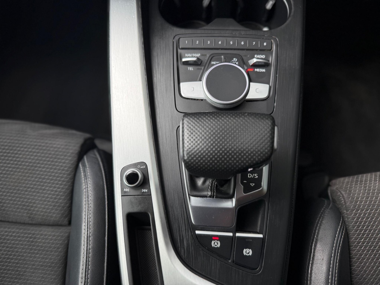 Used Audi A4 2017 for sale - 76472151: Photo 25