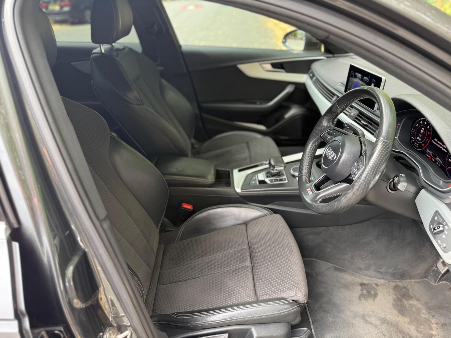 Used Audi A4 2017 for sale - 76472151: Photo 28