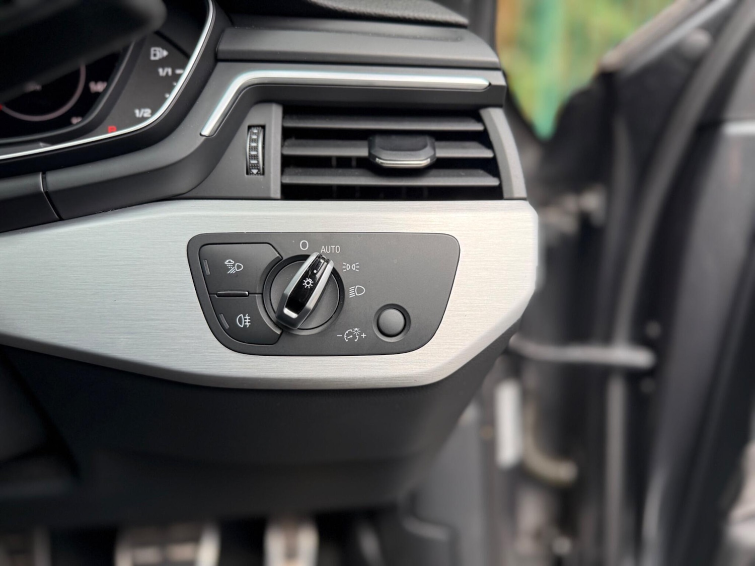 Used Audi A4 2017 for sale - 76472151: Photo 33