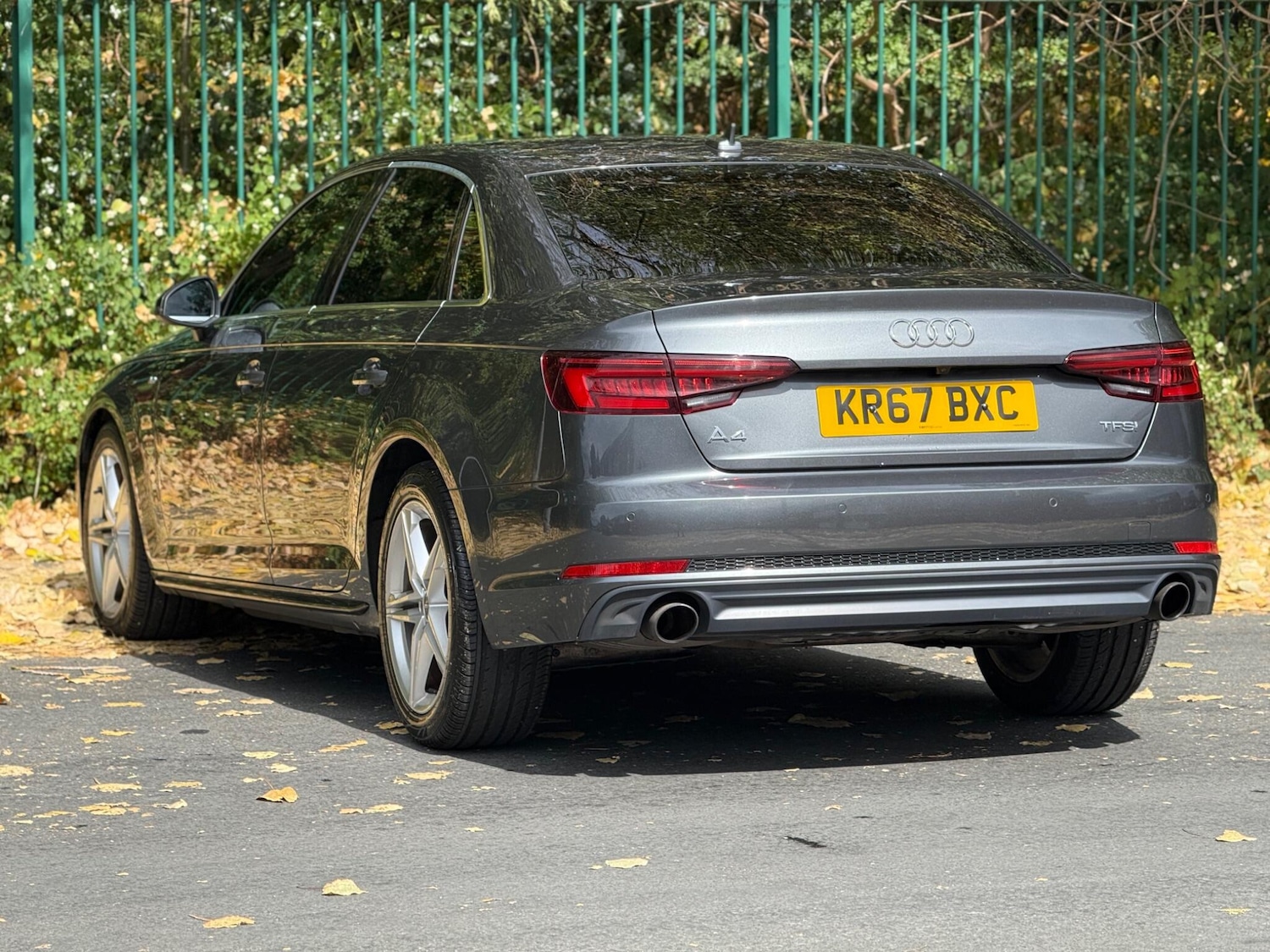 Used Audi A4 2017 for sale - 76472151: Photo 4