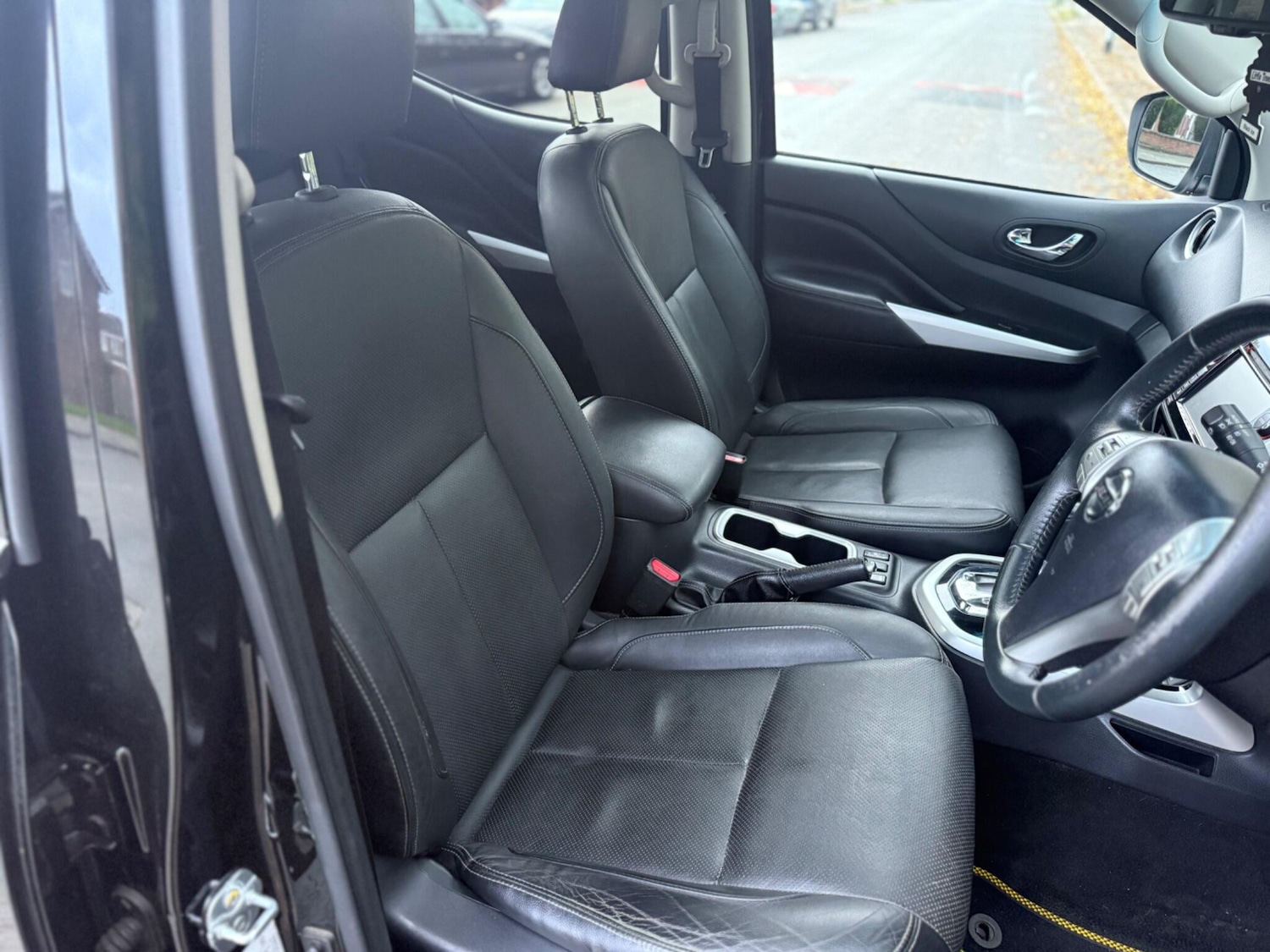 Used Nissan Navara 2017 for sale - 76512666: Photo 17