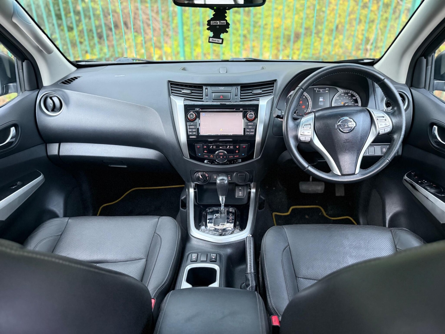 Used Nissan Navara 2017 for sale - 76512666: Photo 22