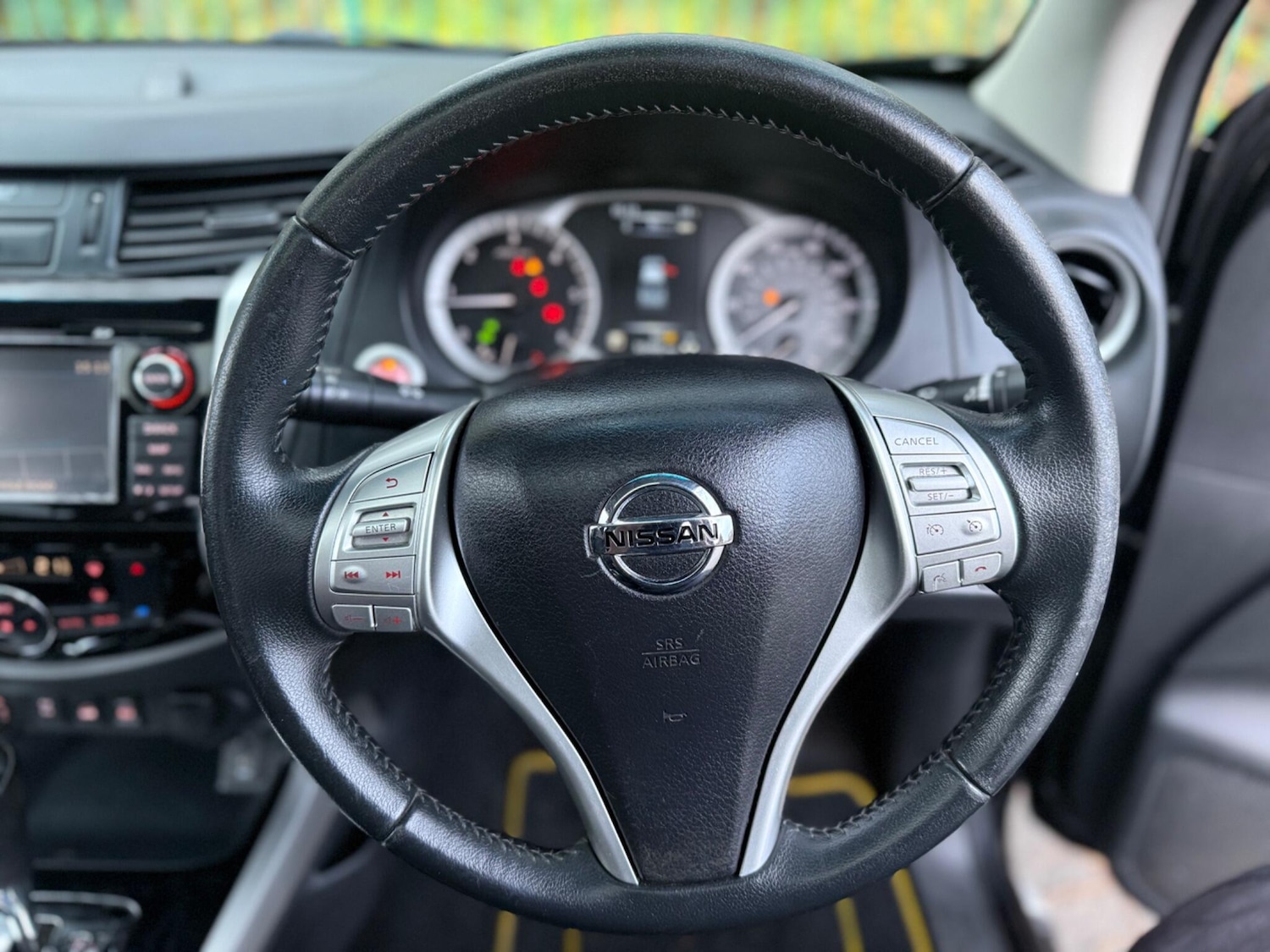 Used Nissan Navara 2017 for sale - 76512666: Photo 27