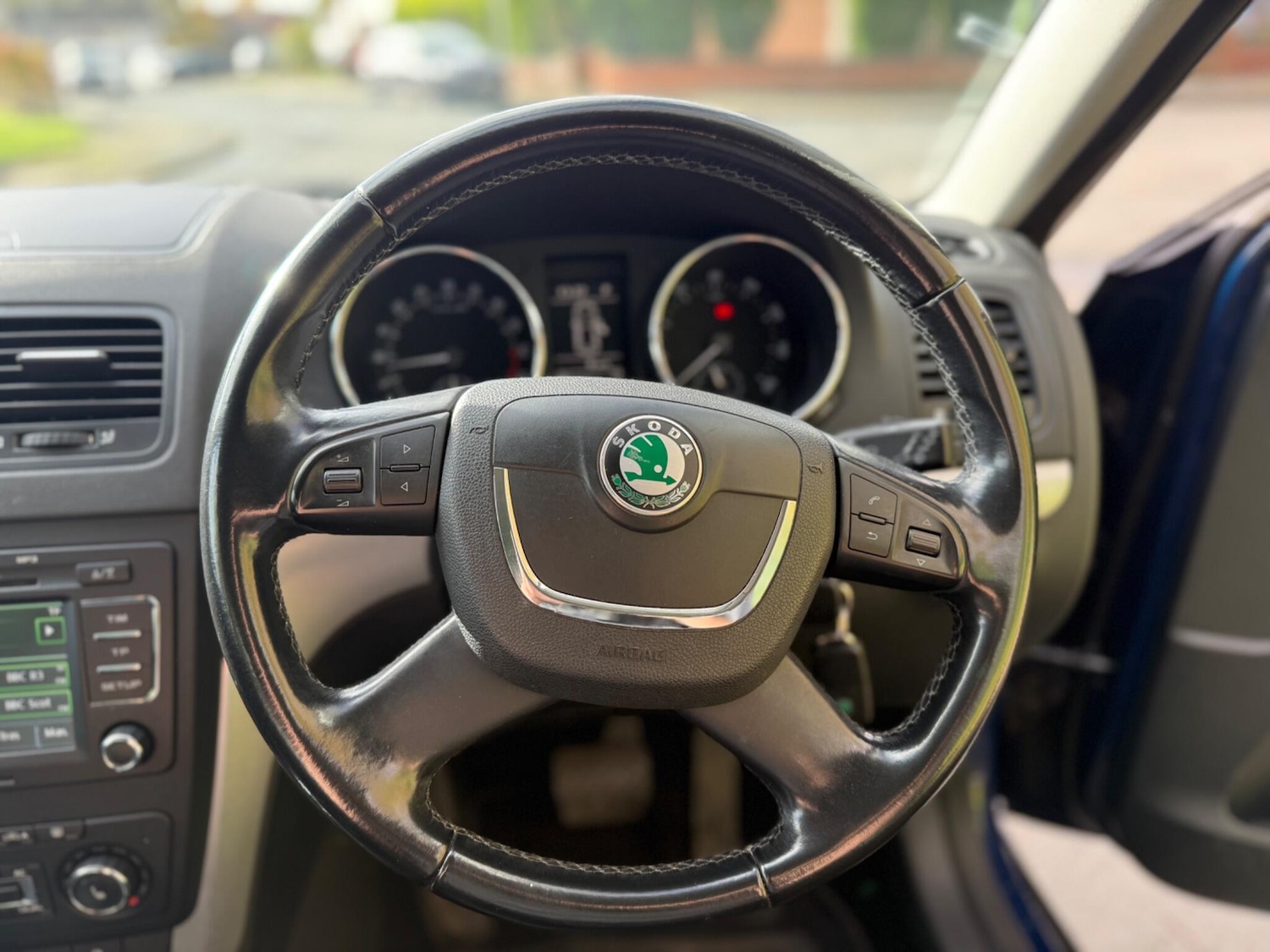 Used Skoda Yeti 2011 for sale - 76472429: Photo 34