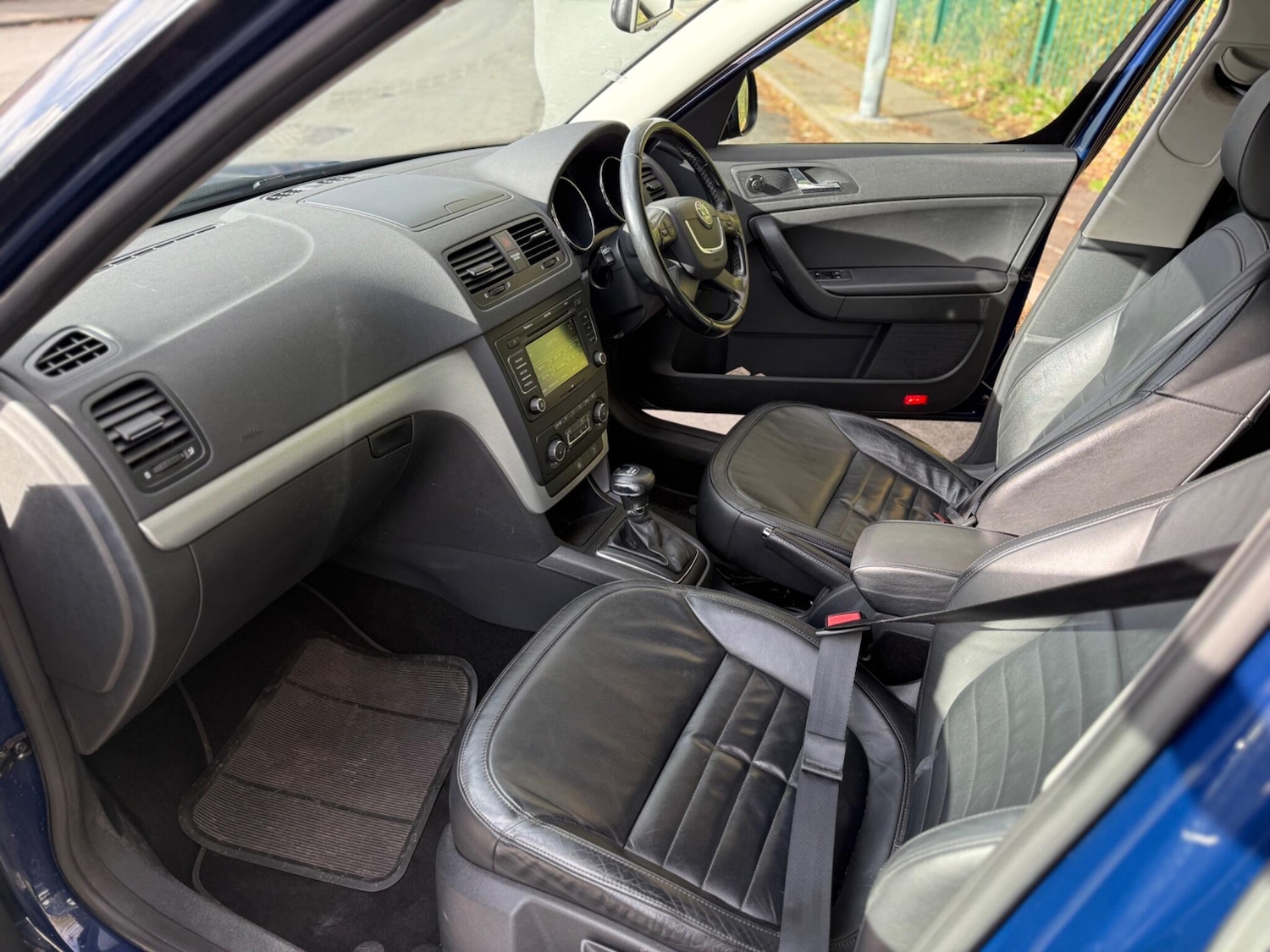 Used Skoda Yeti 2011 for sale - 76472429: Photo 35