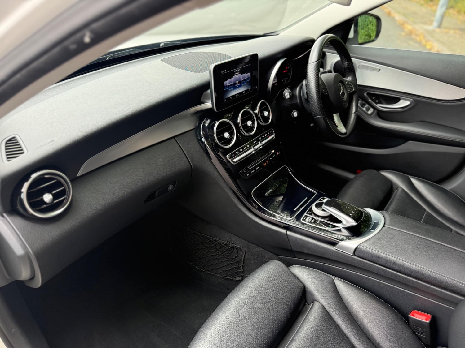 Used Mercedes-Benz C Class 2015 for sale - 76538506: Photo 23