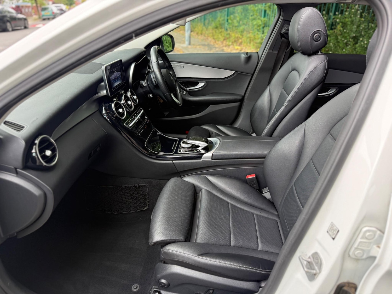 Used Mercedes-Benz C Class 2015 for sale - 76538506: Photo 24