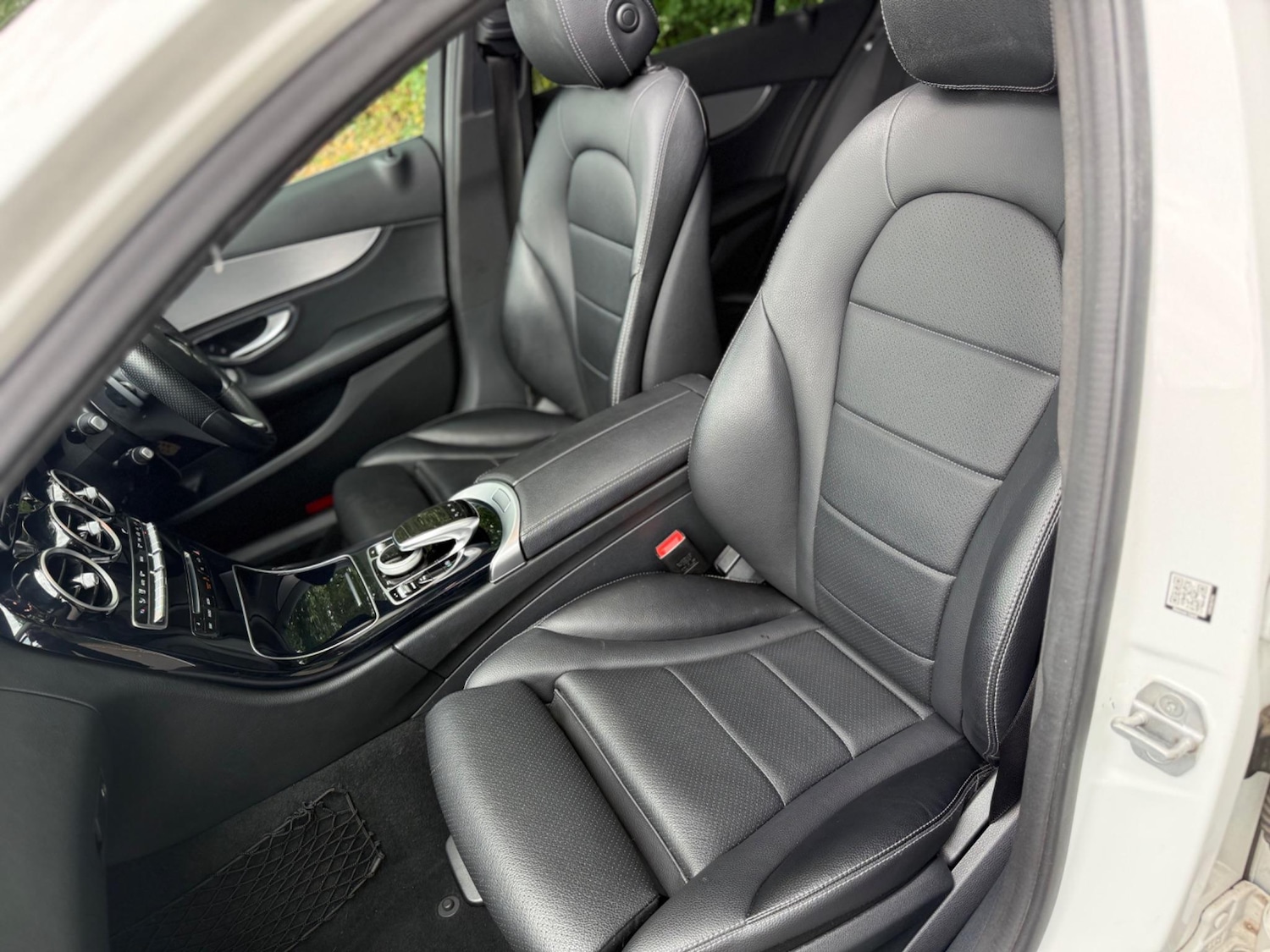 Used Mercedes-Benz C Class 2015 for sale - 76538506: Photo 25