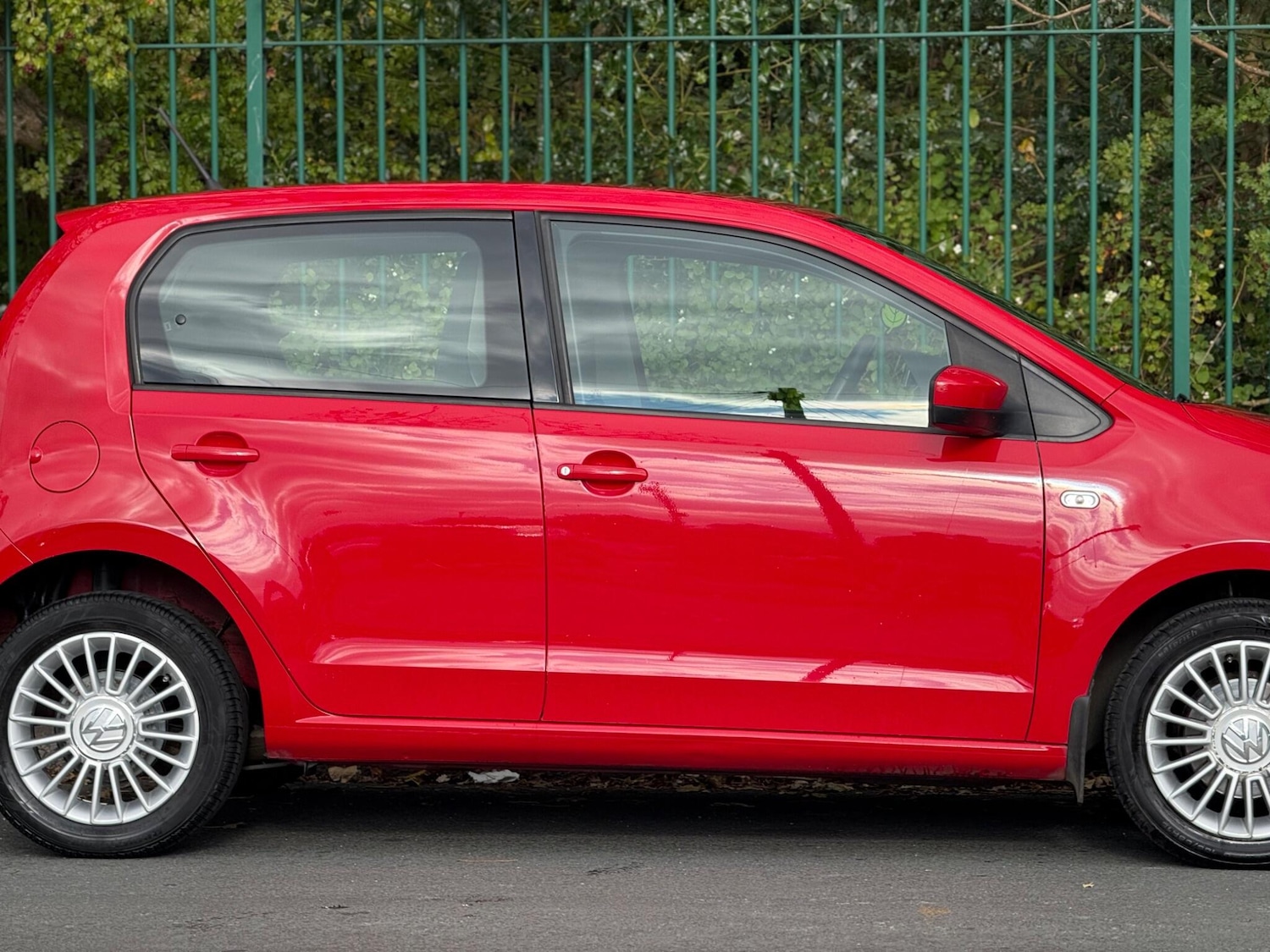 Used Volkswagen up! 2014 for sale - 76360686: Photo 15
