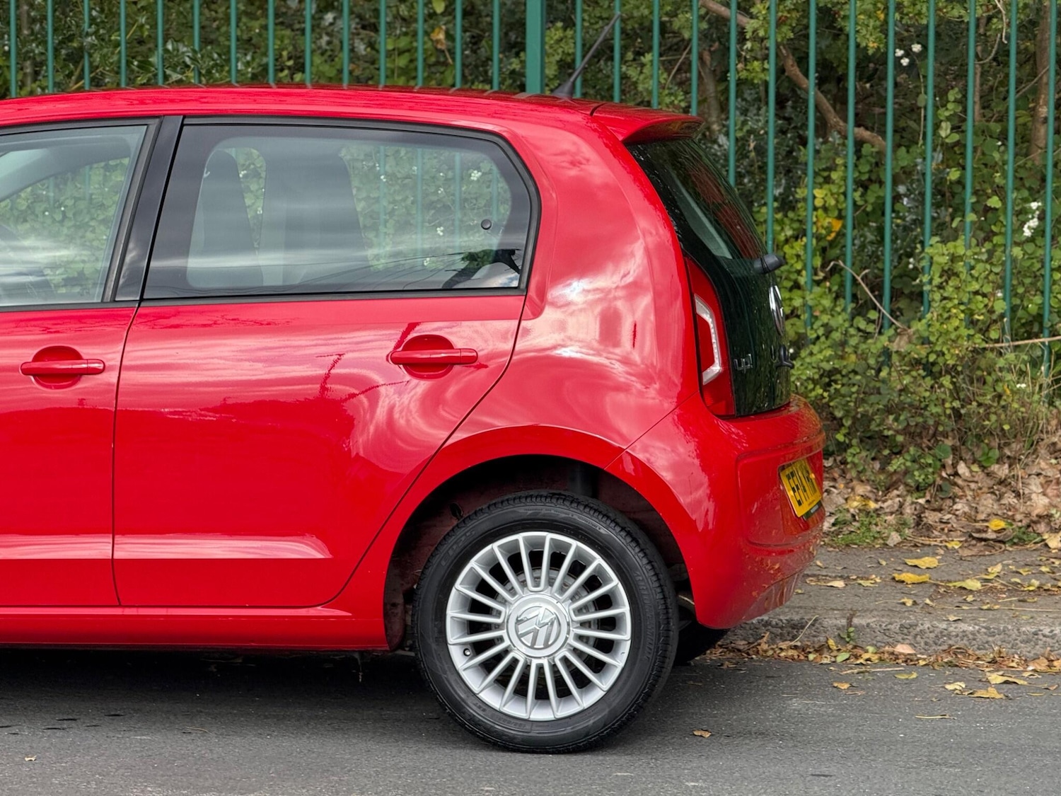 Used Volkswagen up! 2014 for sale - 76360686: Photo 25