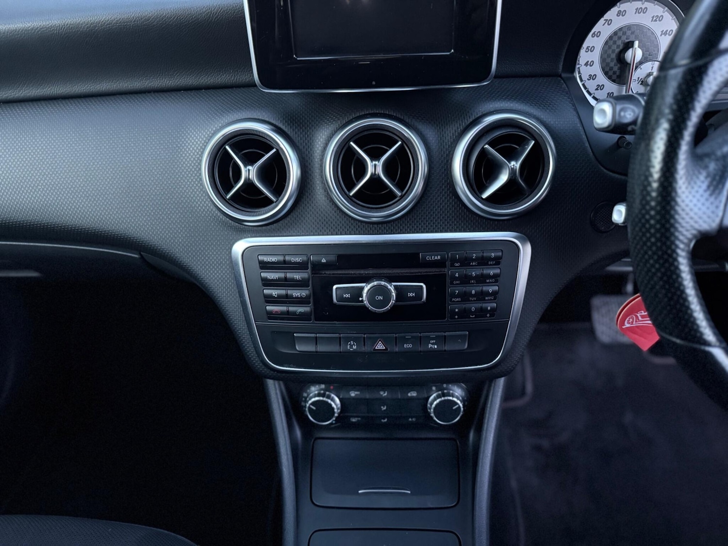 Used Mercedes-Benz A-Class 2015 for sale - 76839391: Photo 18