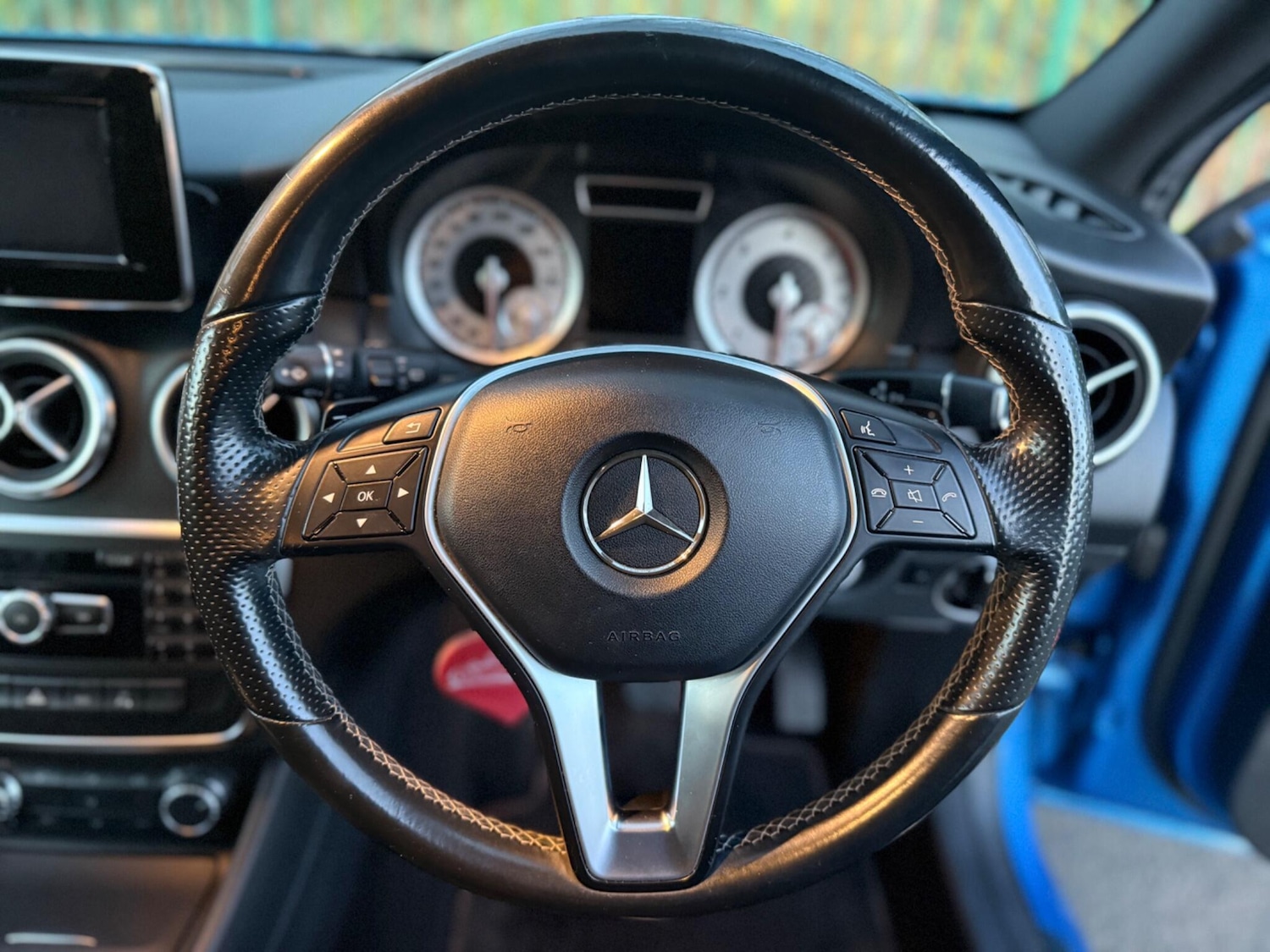 Used Mercedes-Benz A-Class 2015 for sale - 76839391: Photo 34