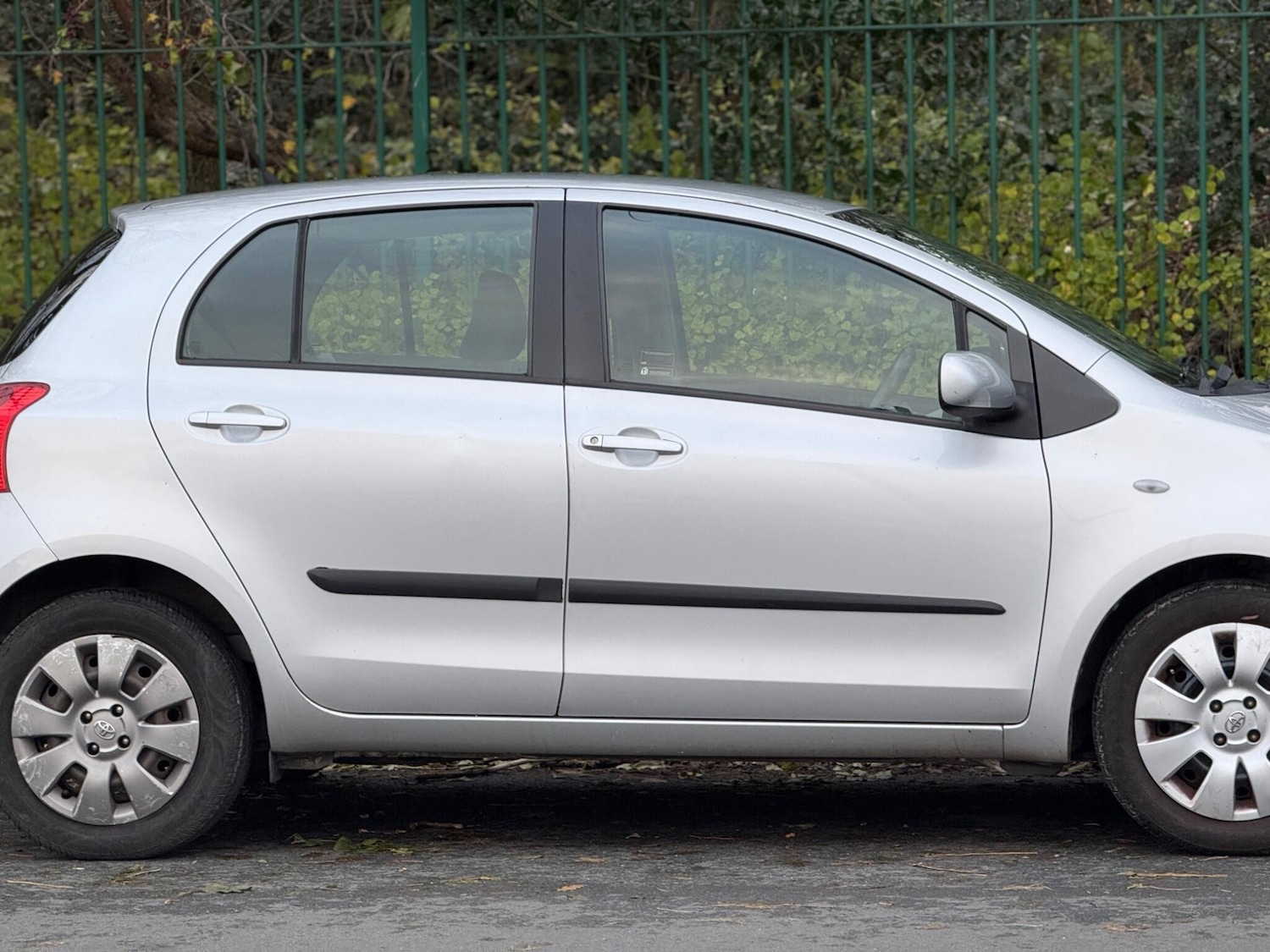 Used Toyota Yaris 2006 for sale - 76592803: Photo 11