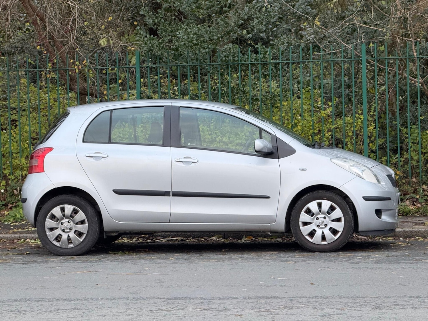 Used Toyota Yaris 2006 for sale - 76592803: Photo 12