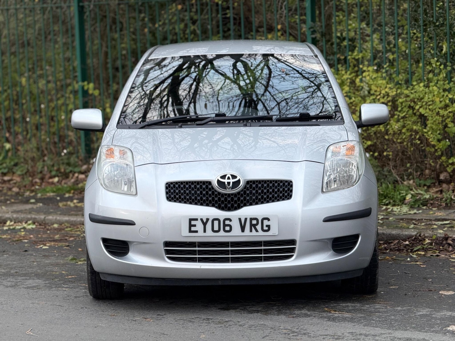 Used Toyota Yaris 2006 for sale - 76592803: Photo 2
