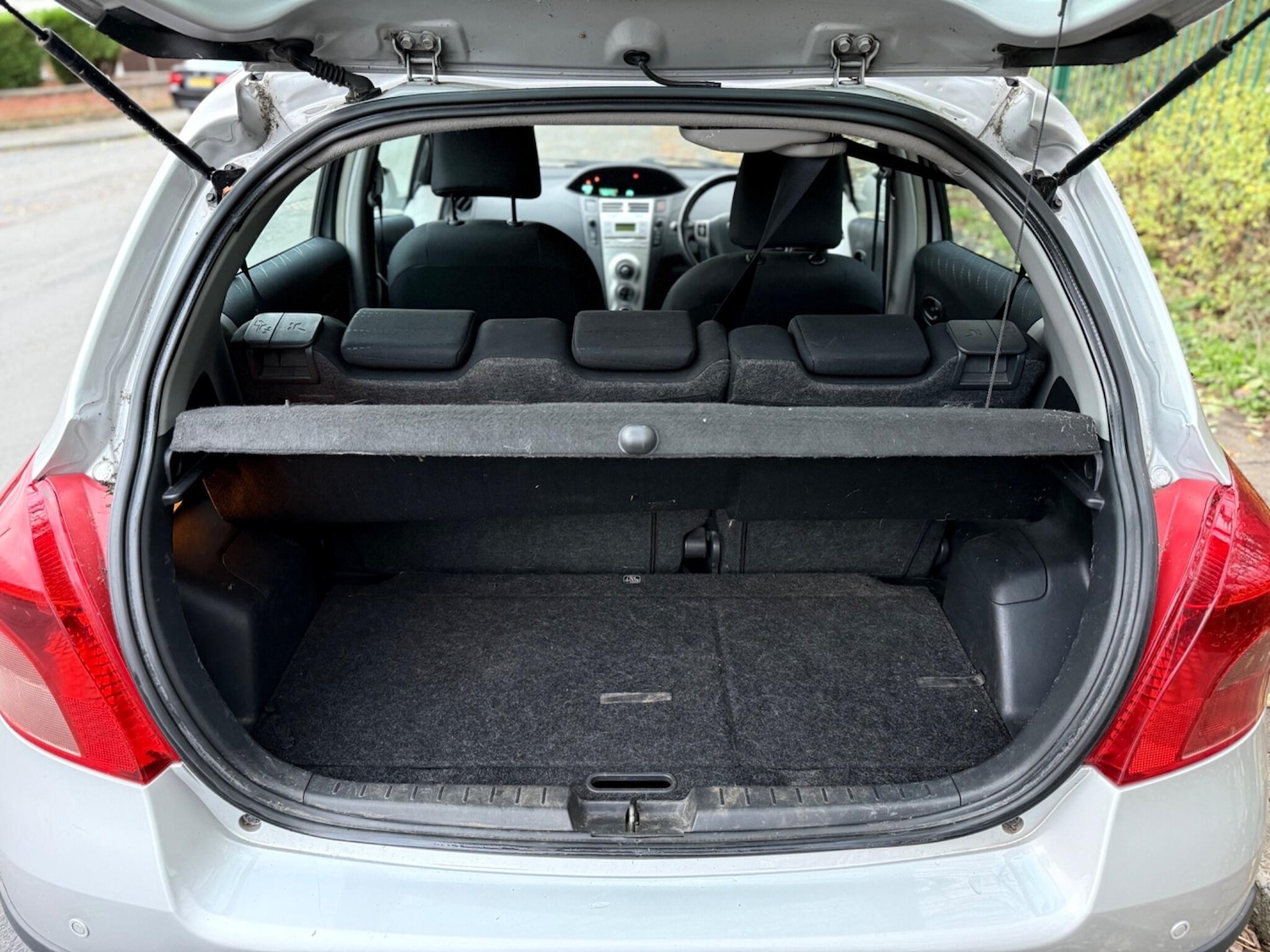 Used Toyota Yaris 2006 for sale - 76592803: Photo 25