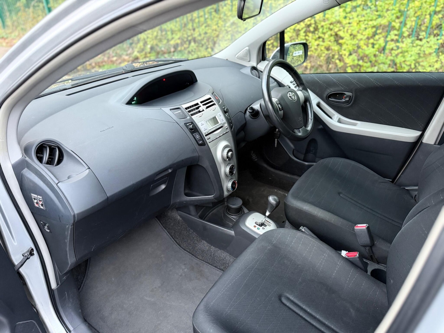 Used Toyota Yaris 2006 for sale - 76592803: Photo 27