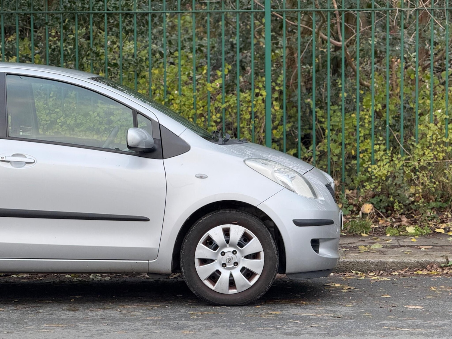 Used Toyota Yaris 2006 for sale - 76592803: Photo 30