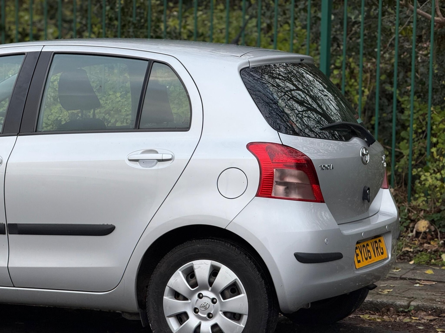 Used Toyota Yaris 2006 for sale - 76592803: Photo 4