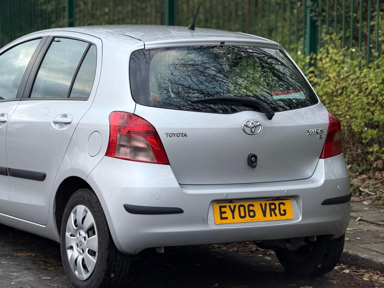 Used Toyota Yaris 2006 for sale - 76592803: Photo 8