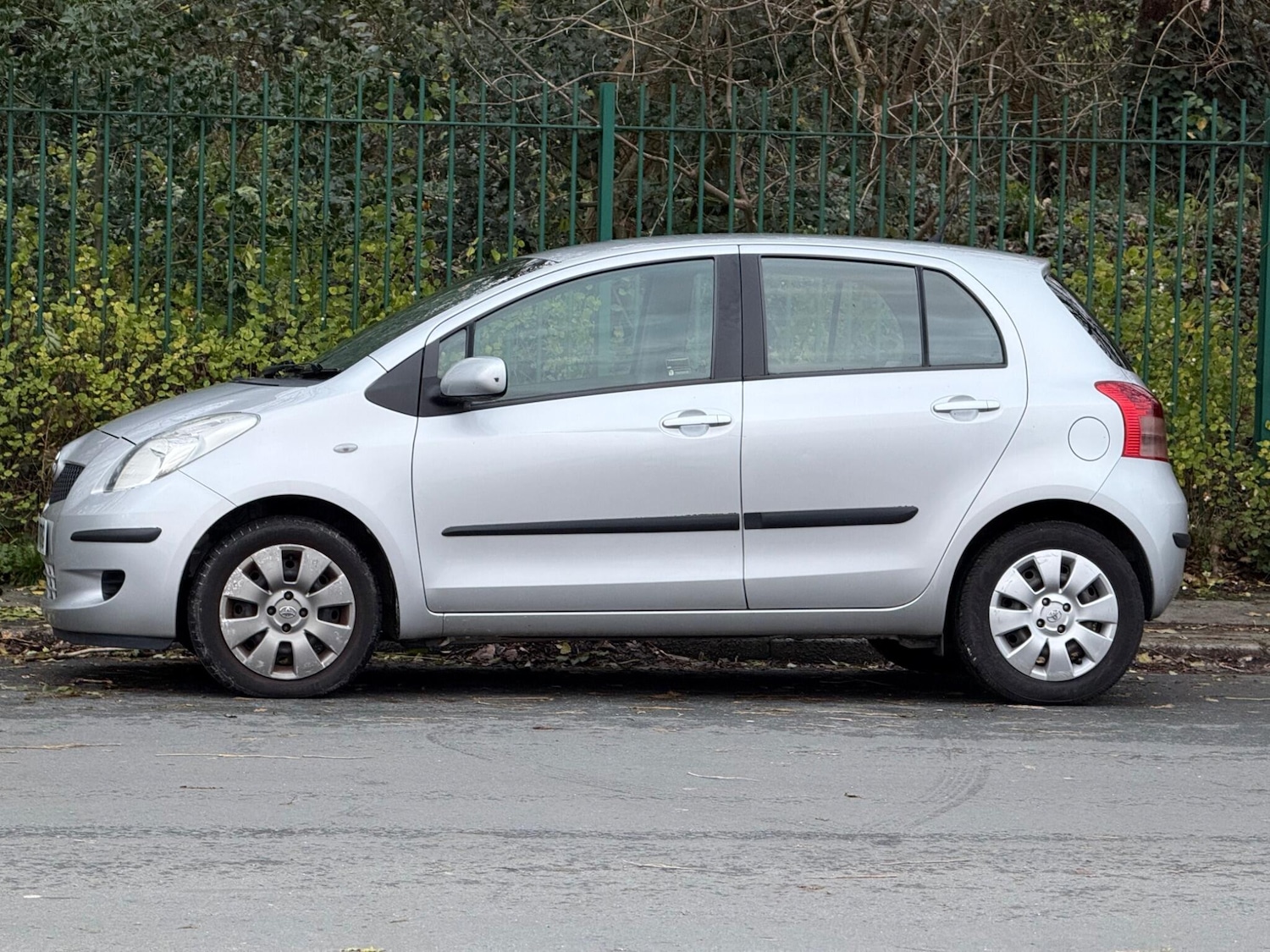 Used Toyota Yaris 2006 for sale - 76592803: Photo 9
