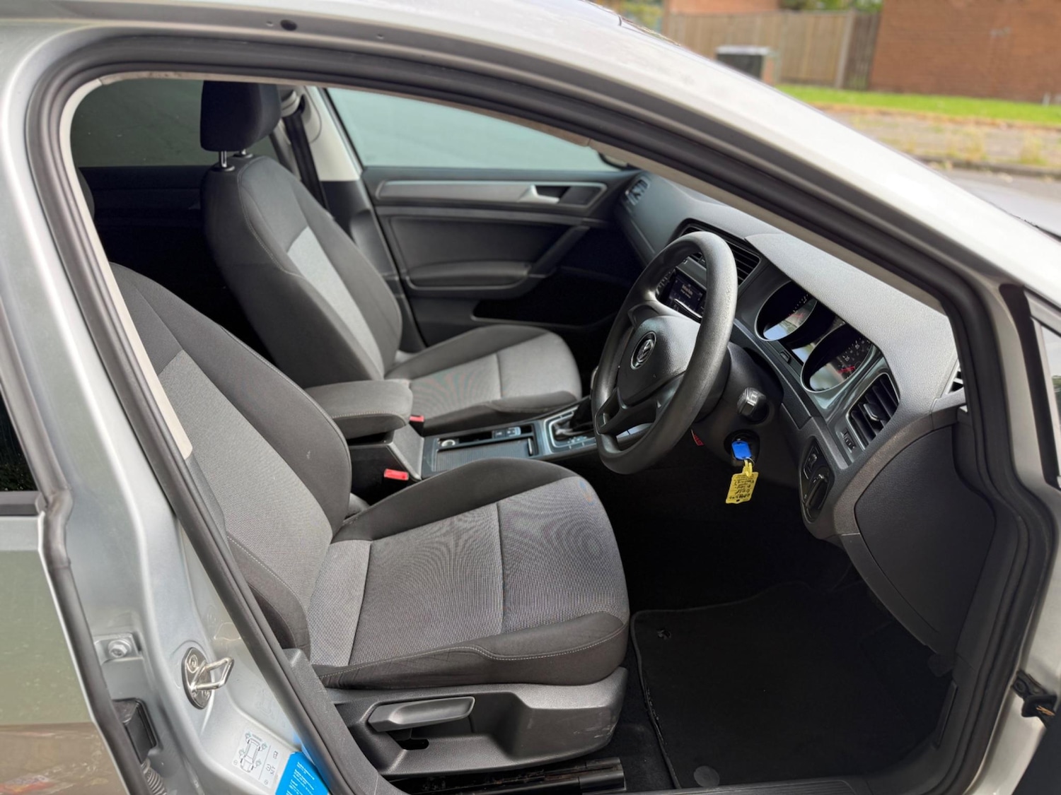 Used Volkswagen Golf 2014 for sale - 76537827: Photo 25