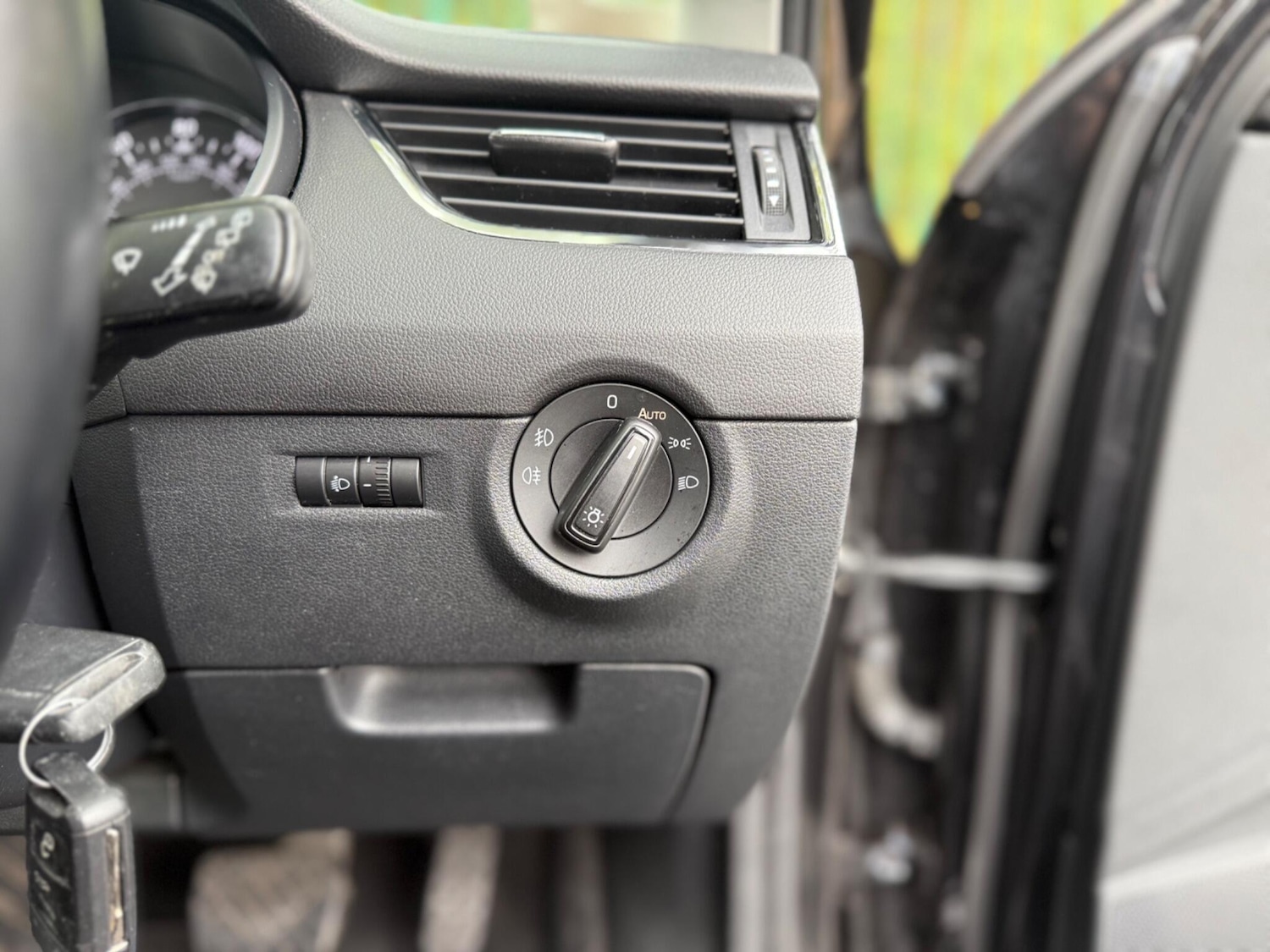 Used Skoda Octavia 2015 for sale - 76538572: Photo 30