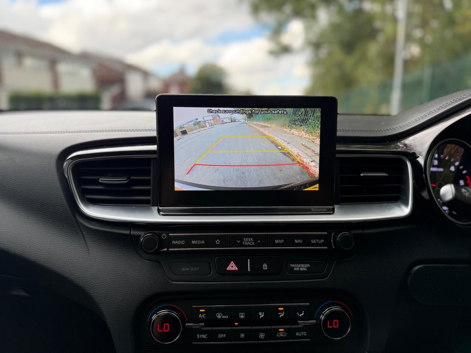 Used Kia Ceed 2019 for sale - 76361376: Photo 32
