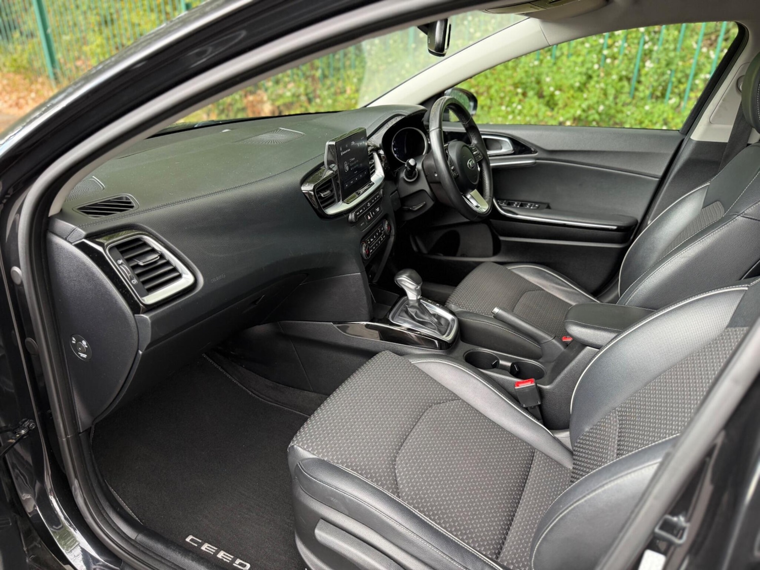 Used Kia Ceed 2019 for sale - 76361376: Photo 37