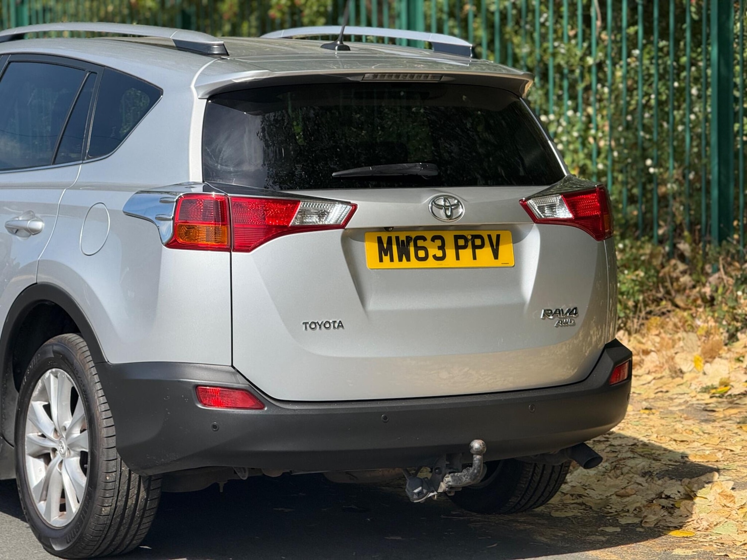 Used Toyota RAV4 2014 for sale - 76360024: Photo 10