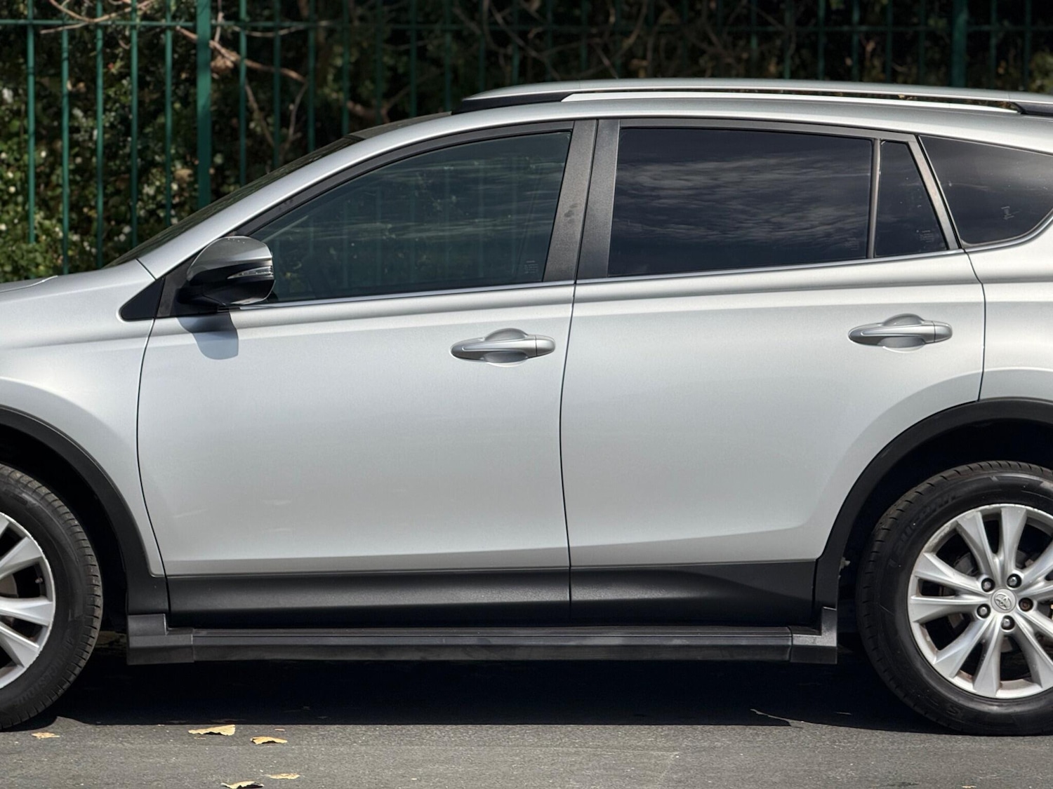 Used Toyota RAV4 2014 for sale - 76360024: Photo 11