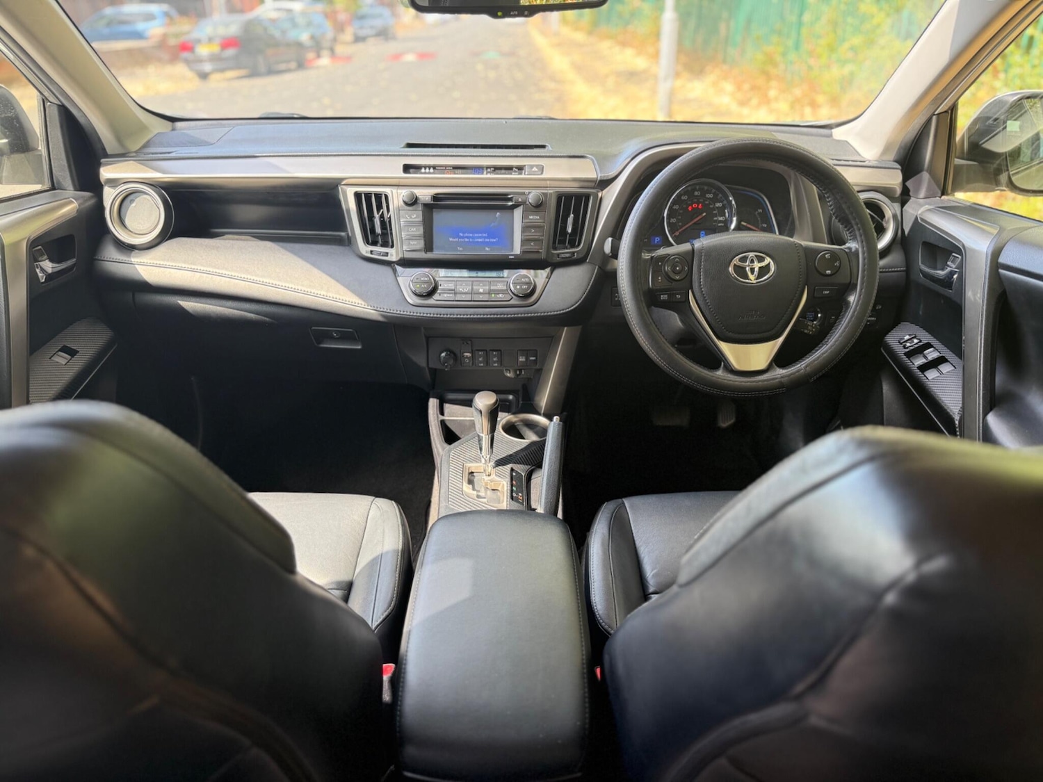 Used Toyota RAV4 2014 for sale - 76360024: Photo 18