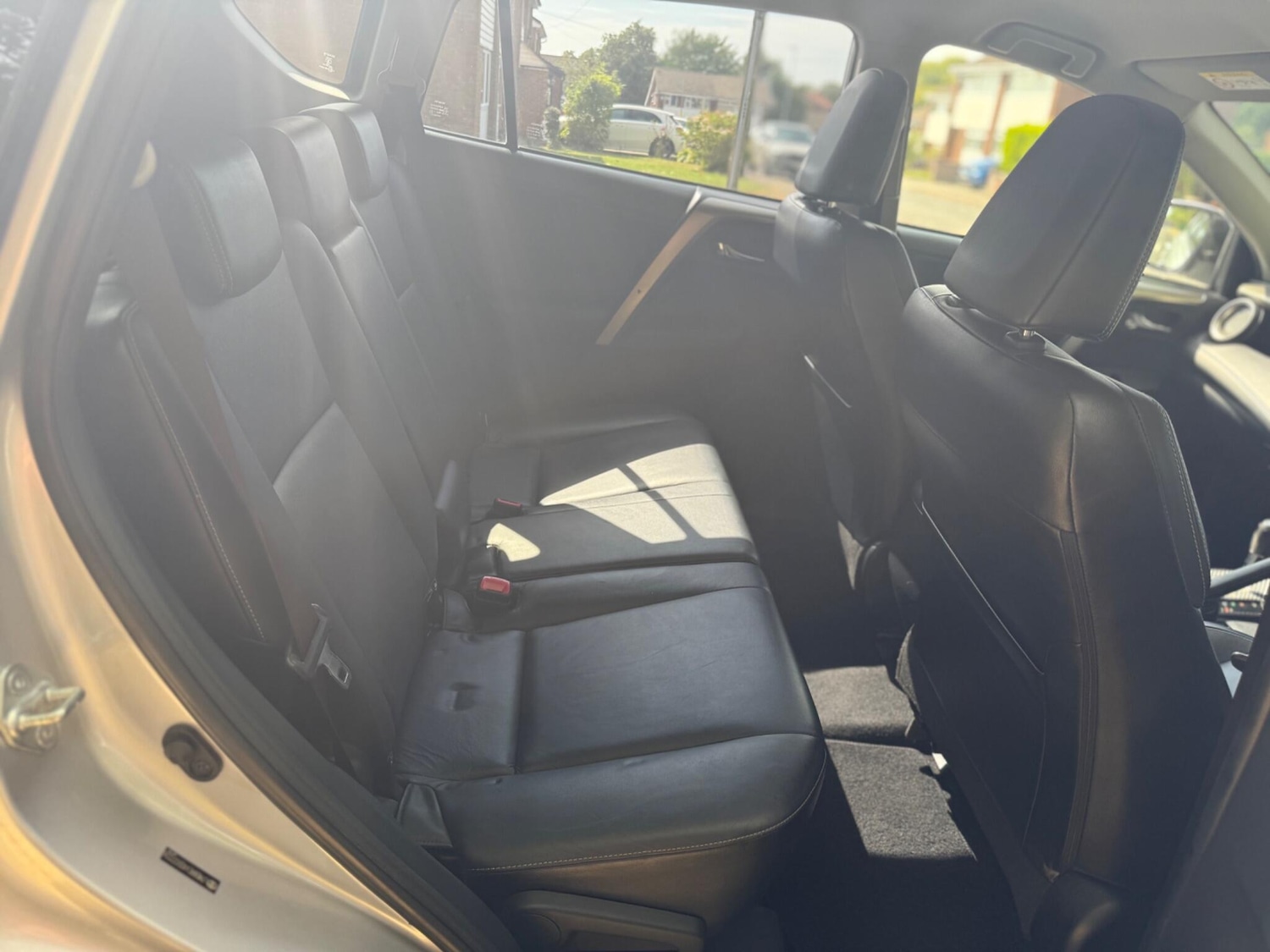 Used Toyota RAV4 2014 for sale - 76360024: Photo 23