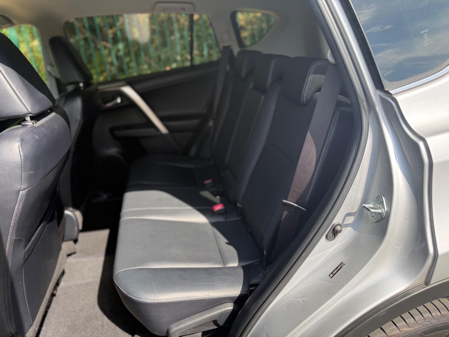 Used Toyota RAV4 2014 for sale - 76360024: Photo 25