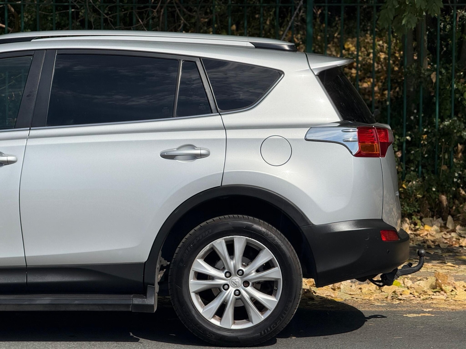 Used Toyota RAV4 2014 for sale - 76360024: Photo 32