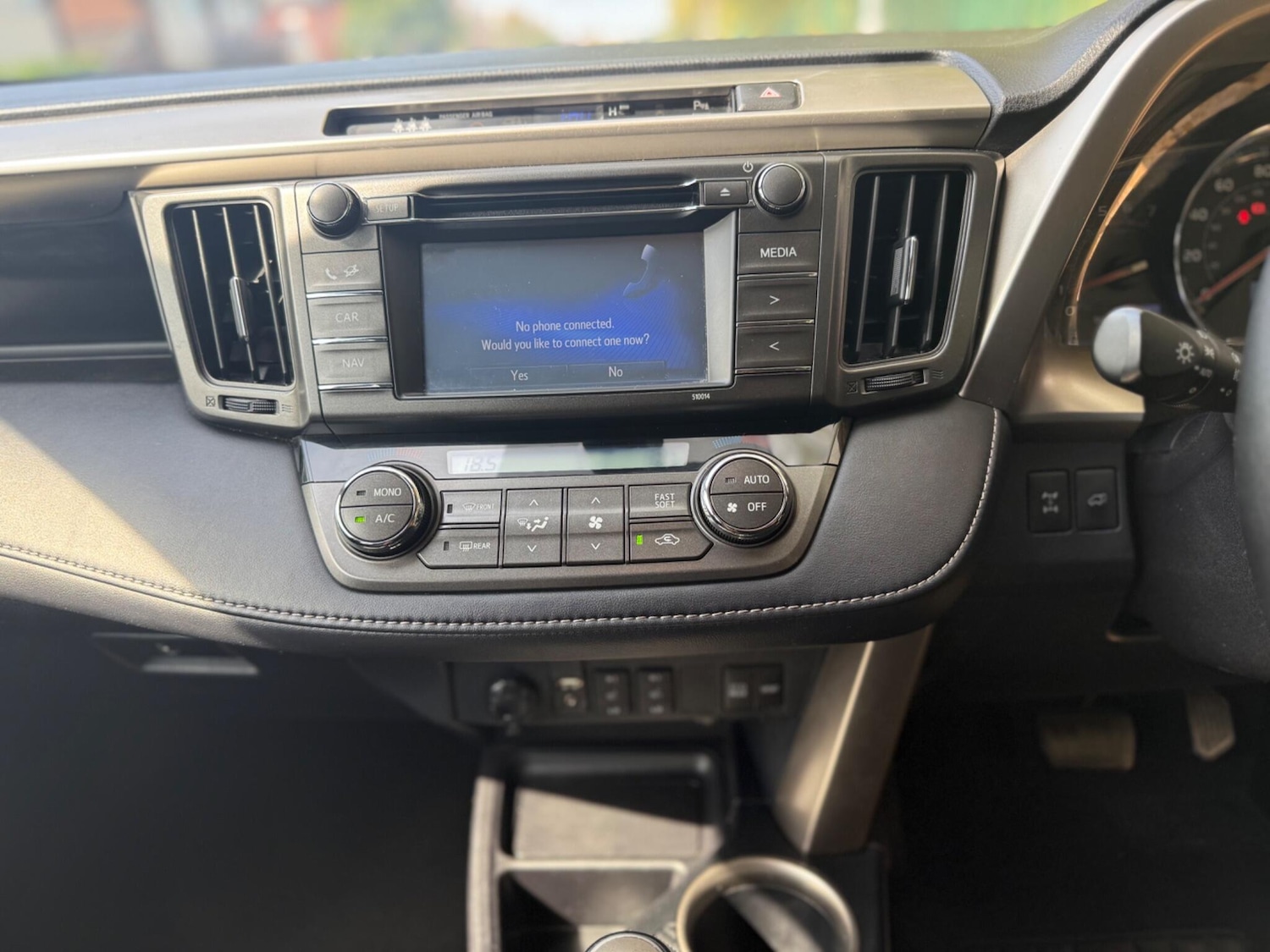 Used Toyota RAV4 2014 for sale - 76360024: Photo 34