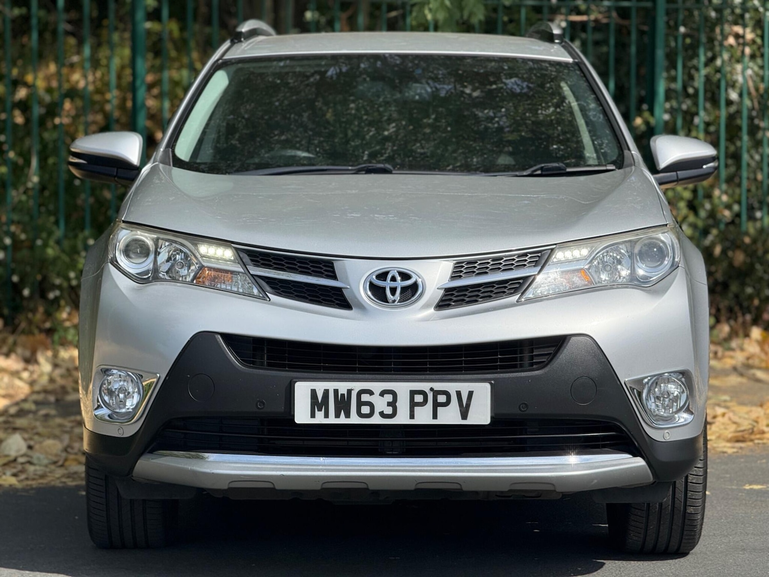 Used Toyota RAV4 2014 for sale - 76360024: Photo 8