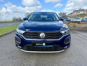 Used Volkswagen T-Roc 2019 for sale - 77770232: Photo