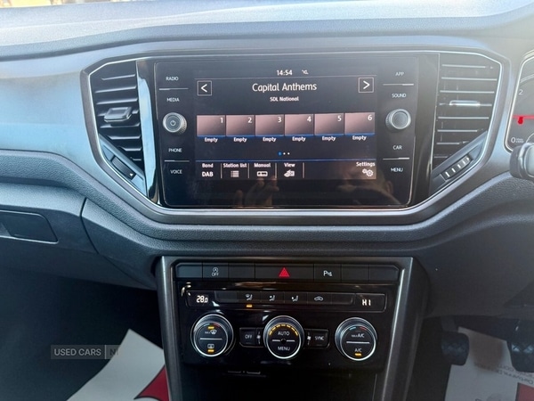 Used Volkswagen T-Roc 2019 for sale - 76702884: Photo 11