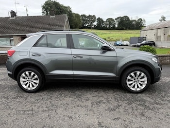 Used Volkswagen T-Roc 2020 for sale - 75867280: Photo