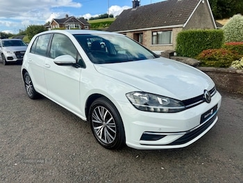 Used Volkswagen Golf 2018 for sale - 79374989: Photo