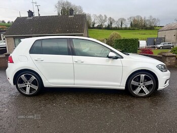 Used Volkswagen Golf 2019 for sale - 76500390: Photo