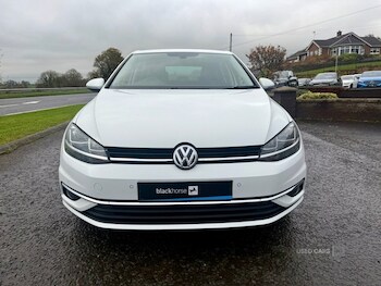 Used Volkswagen Golf 2019 for sale - 76500390: Photo