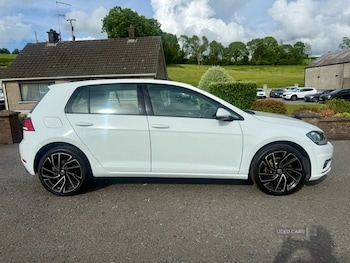Used Volkswagen Golf 2017 for sale - 78899018: Photo