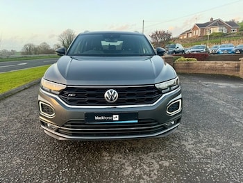 Used Volkswagen T-Roc 2019 for sale - 76753550: Photo
