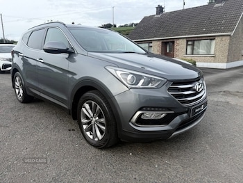 Used Hyundai Santa Fe 2018 for sale - 76002765: Photo