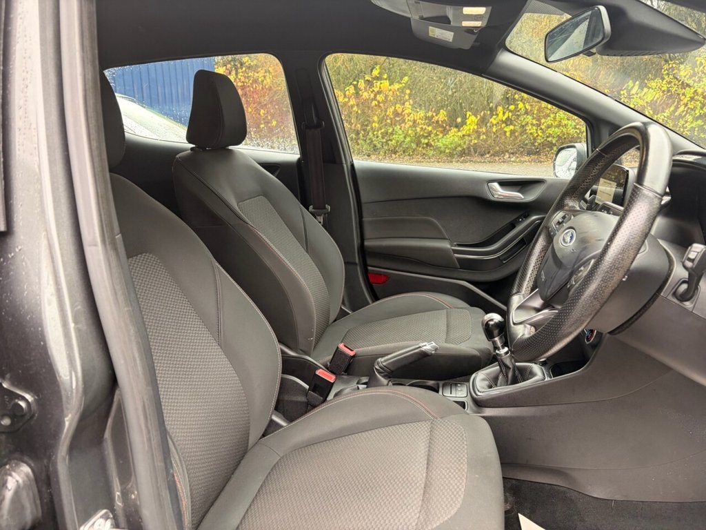 Used Ford Fiesta 2017 for sale - 76520559: Photo 25